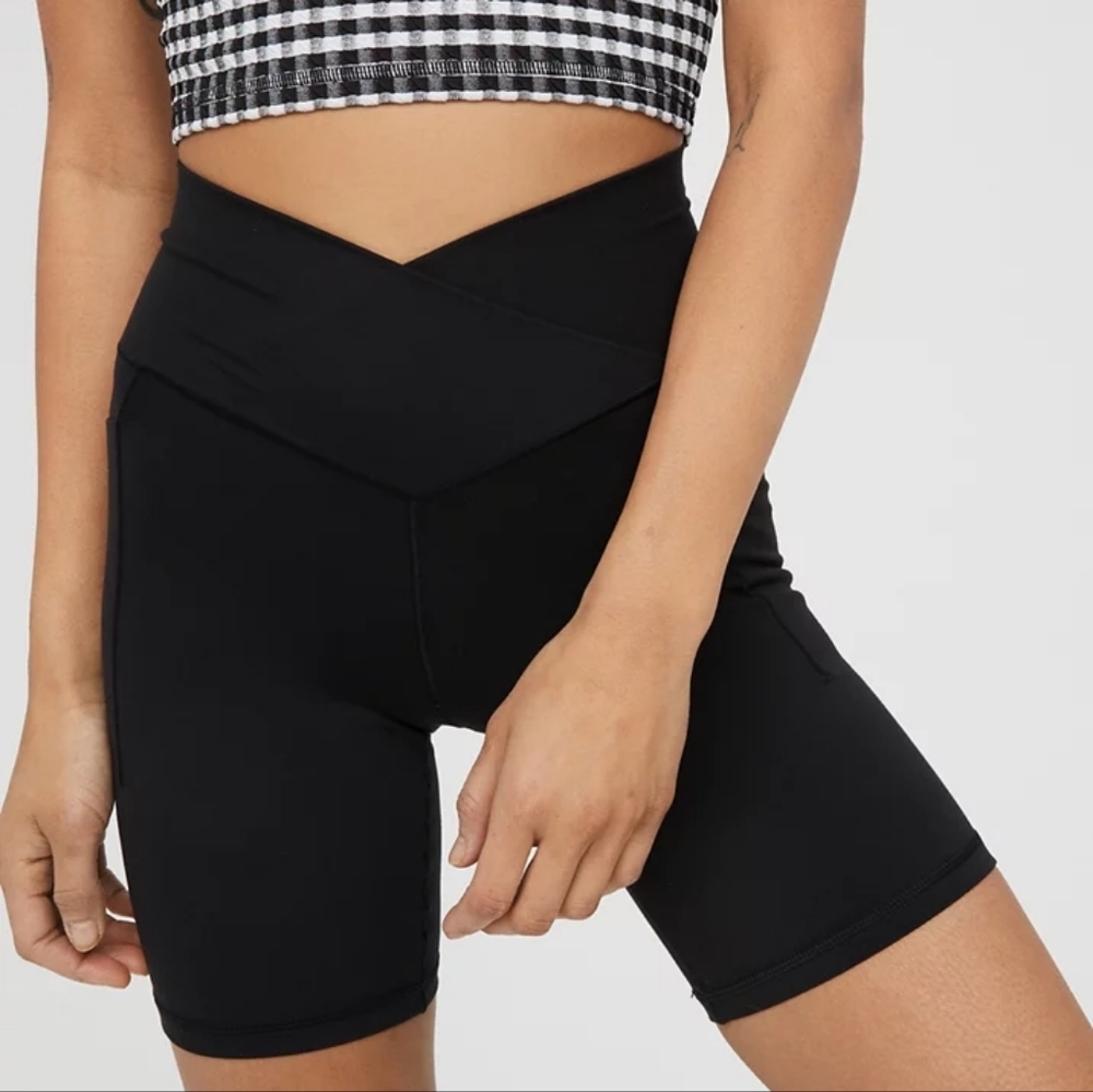 Aerie Real Me Xtra Crossover Bike Shorts